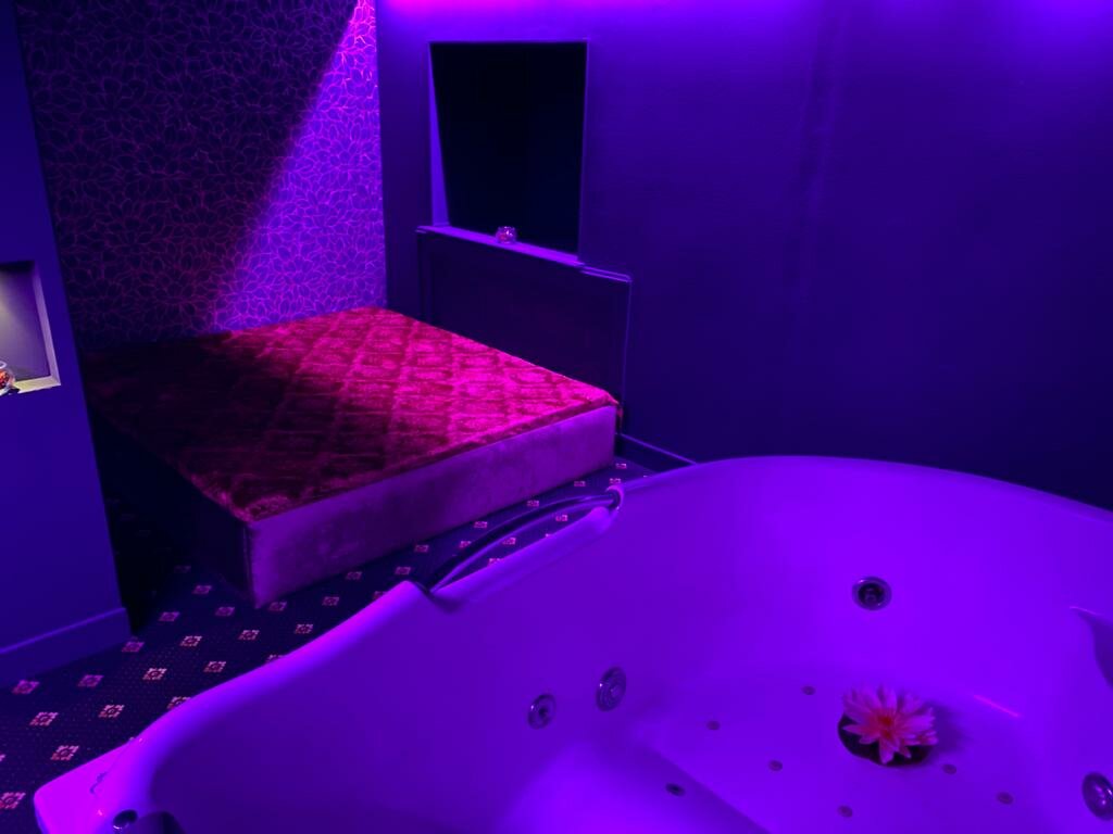 Проститутка Fetish — мужской клуб Проститутка Fetish — мужской клуб