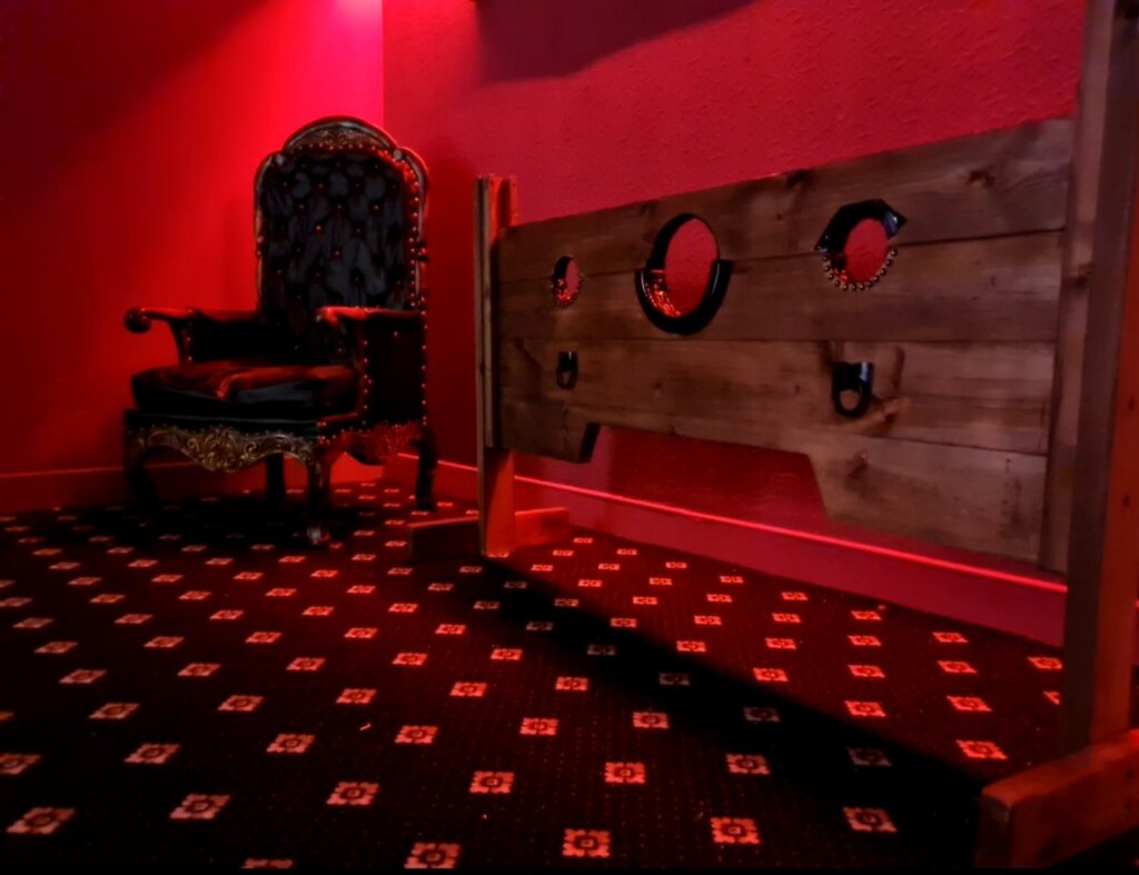 Проститутка Fetish — мужской клуб Проститутка Fetish — мужской клуб